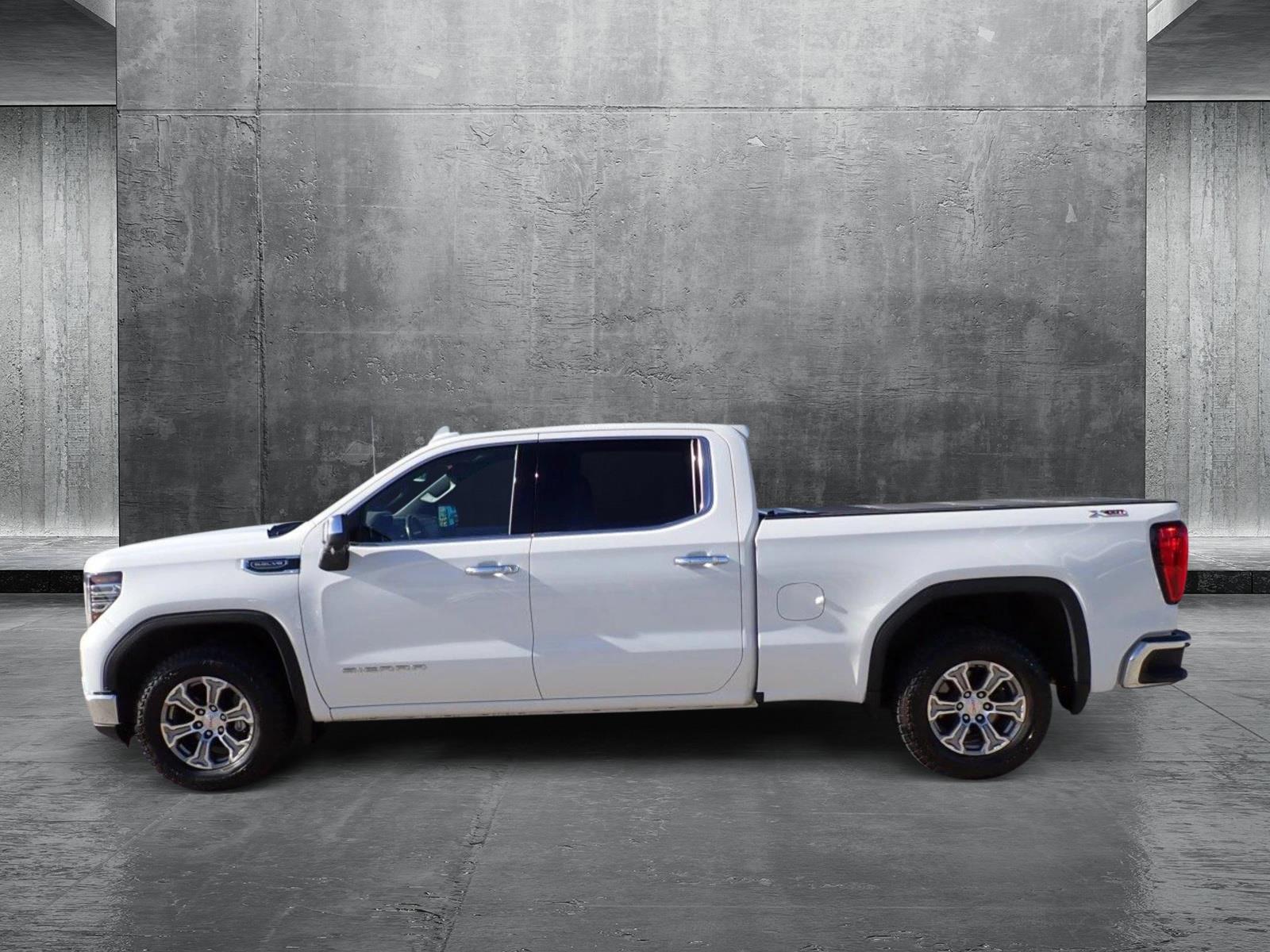 2022 GMC Sierra 1500 Vehicle Photo in DENVER, CO 80221-3610