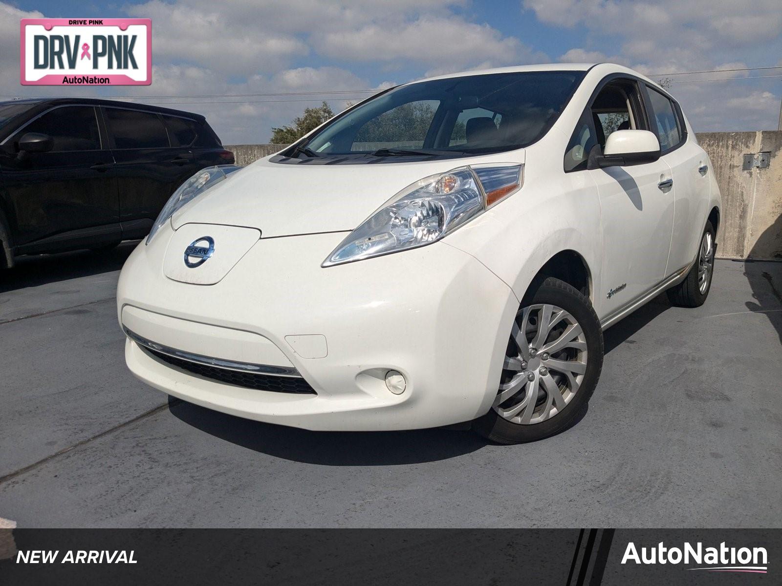 2015 Nissan LEAF Vehicle Photo in Miami, FL 33135