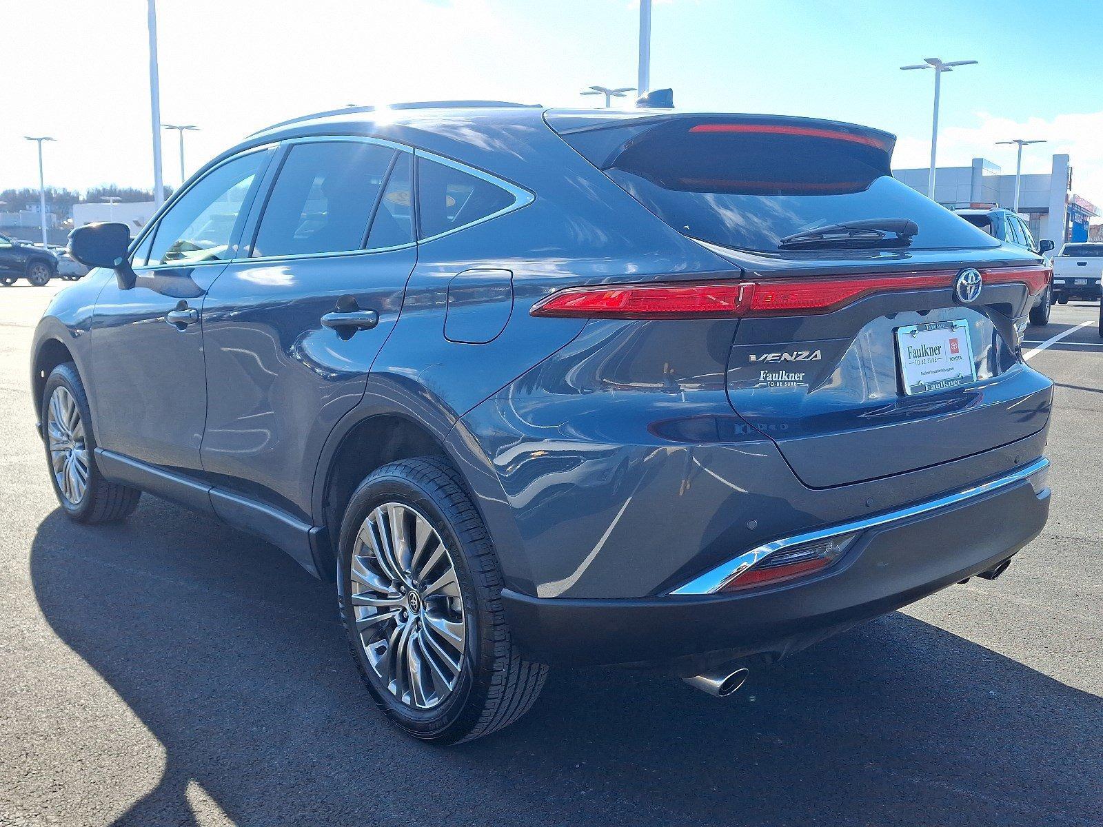 2022 Toyota Venza Vehicle Photo in Harrisburg, PA 17111