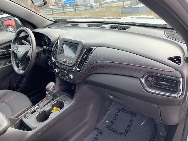 2022 Chevrolet Equinox Vehicle Photo in MOON TOWNSHIP, PA 15108-2571