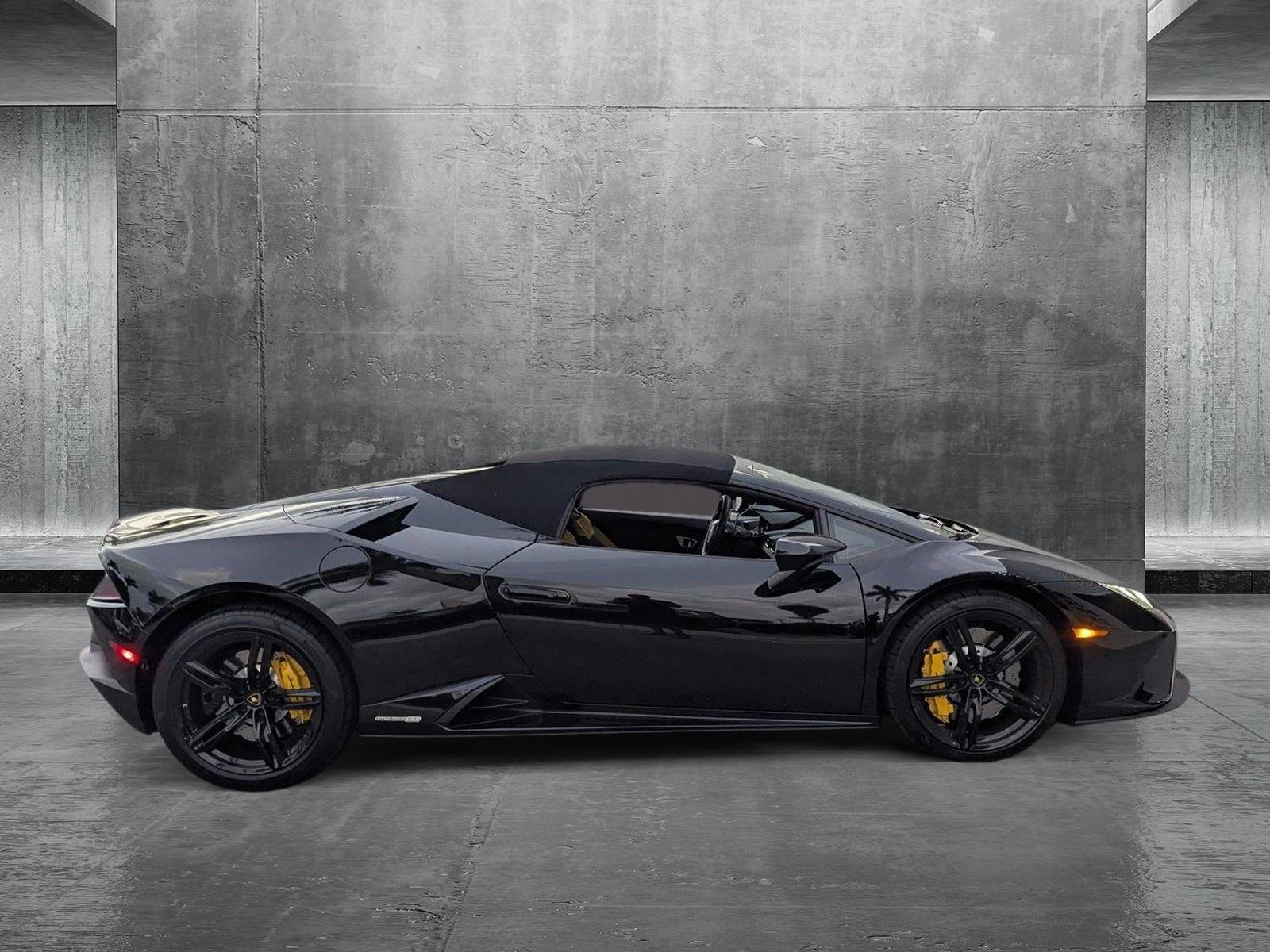 2021 Lamborghini Huracan EVO Vehicle Photo in Miami, FL 33169