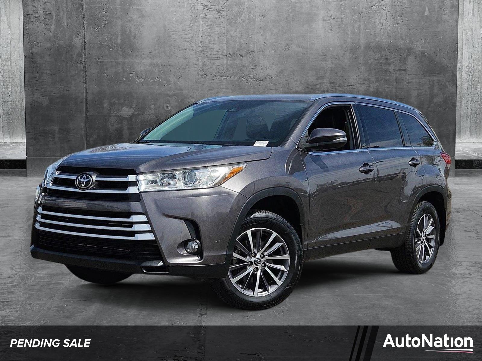 2019 Toyota Highlander Vehicle Photo in PEORIA, AZ 85382-3715