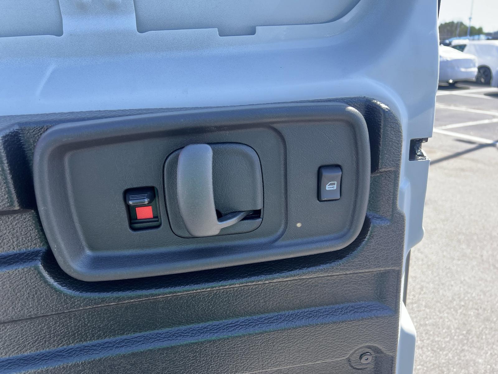 2025 Chevrolet Express Cargo 2500 Vehicle Photo in GEORGETOWN, TX 78626-7508