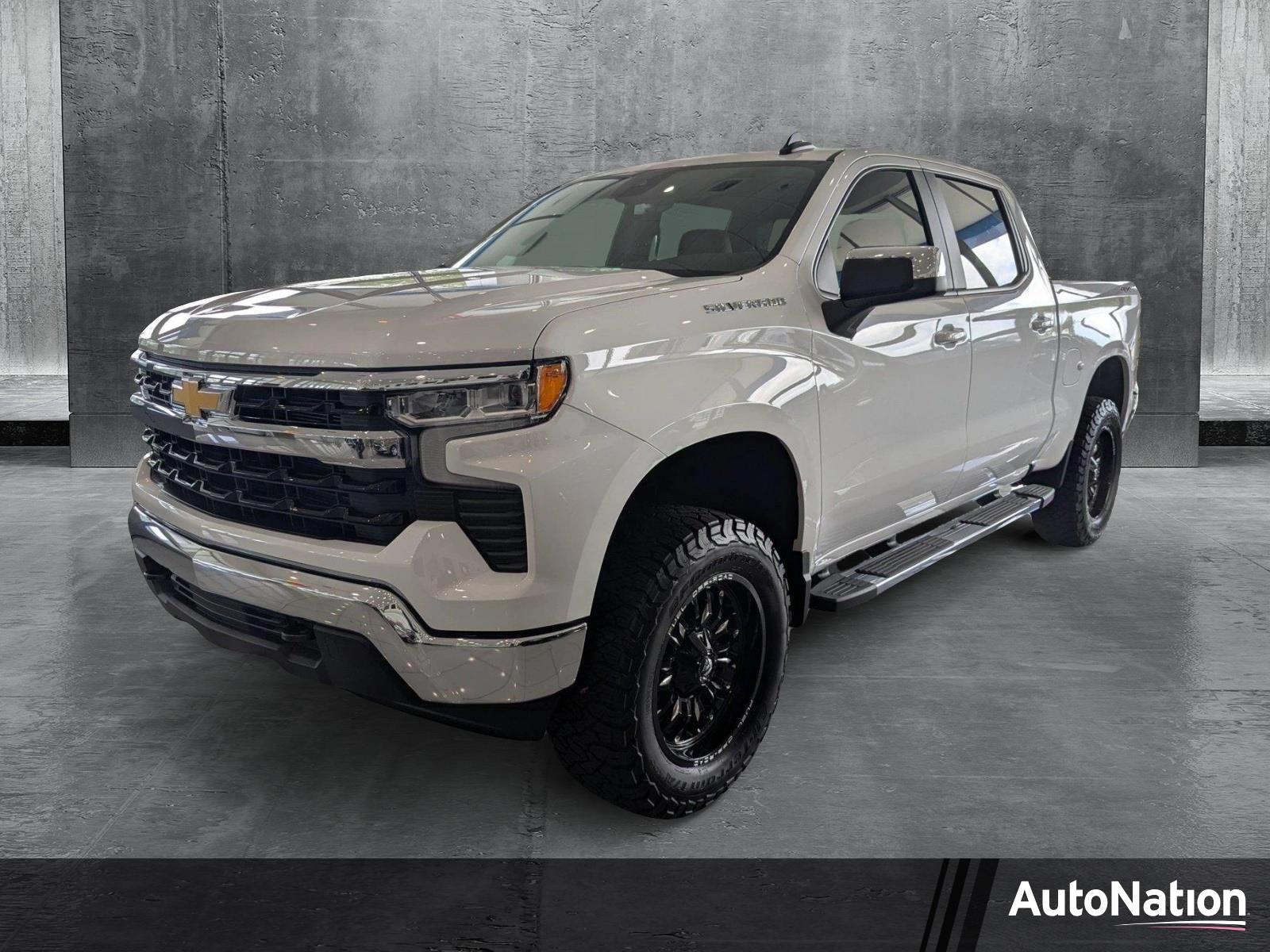 2025 Chevrolet Silverado 1500 Vehicle Photo in PEMBROKE PINES, FL 33024-6534