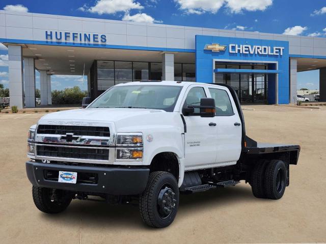 2024 Chevrolet Silverado Chassis Cab Vehicle Photo in LEWISVILLE, TX 75067