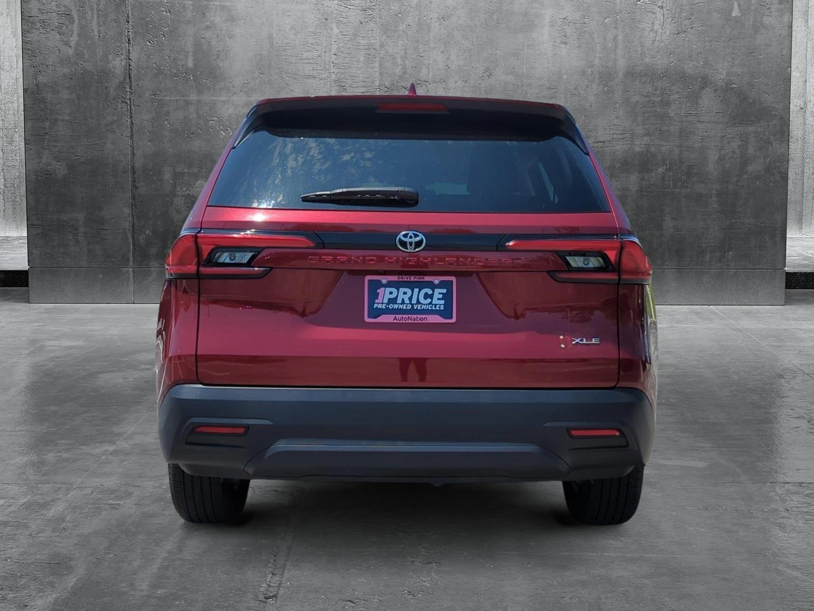 2024 Toyota Grand Highlander Vehicle Photo in Ft. Myers, FL 33907