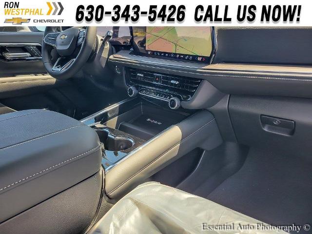 2025 Chevrolet Suburban Vehicle Photo in AURORA, IL 60503-9326