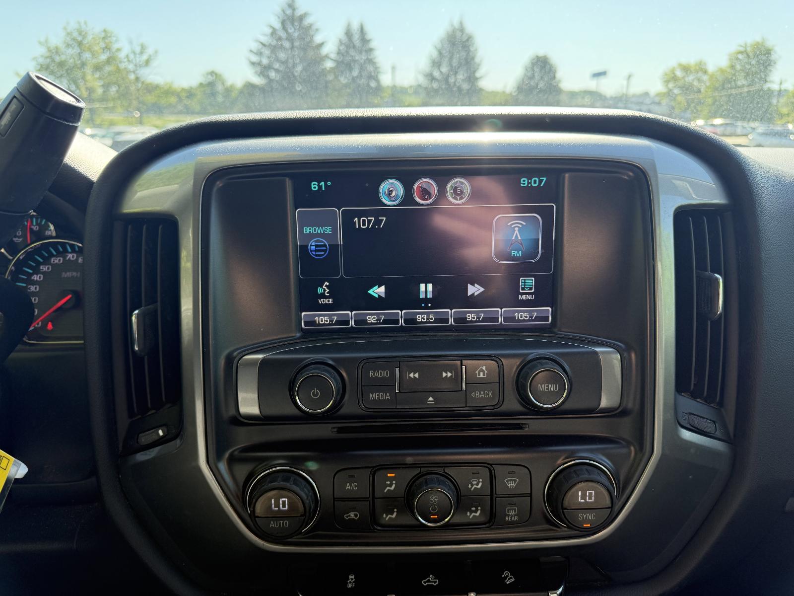 2015 Chevrolet Silverado 1500 Vehicle Photo in Harrisburg, PA 17111