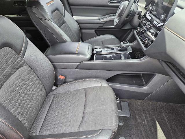 2023 Nissan Pathfinder Vehicle Photo in Fort Worth, TX 76132