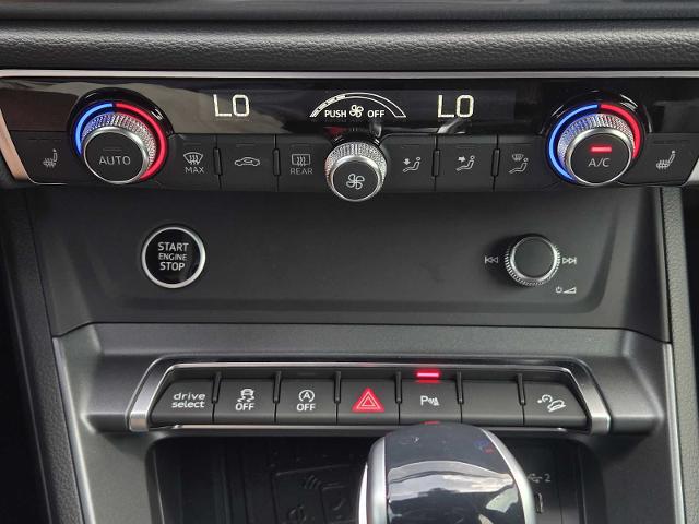 2025 Audi Q3 Vehicle Photo in SUGAR LAND, TX 77478