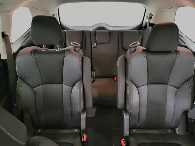2024 Subaru Ascent Vehicle Photo in Green Bay, WI 54304