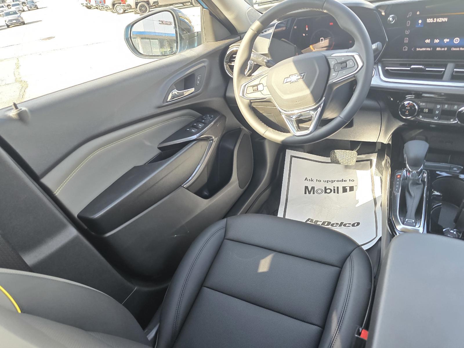 2025 Chevrolet Trax Vehicle Photo in Rolla, MO 65401