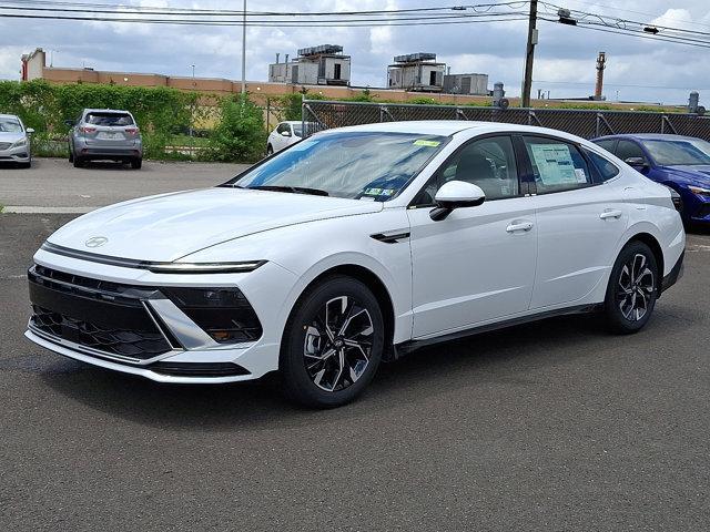2025 Hyundai SONATA Vehicle Photo in Philadelphia, PA 19116