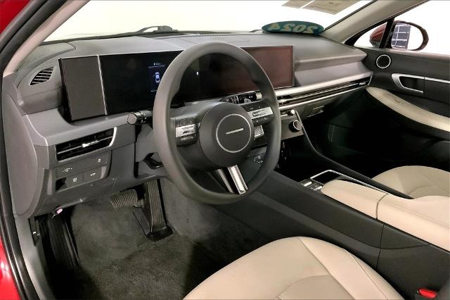 2024 Hyundai SONATA Vehicle Photo in Kansas City, MO 64114