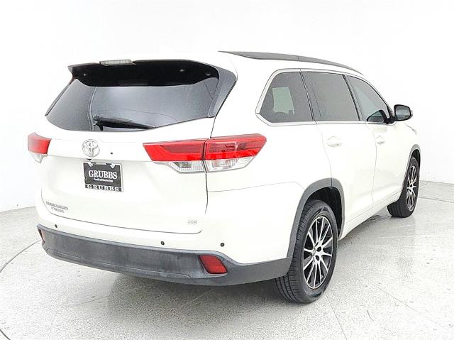 2018 Toyota Highlander Vehicle Photo in Grapevine, TX 76051