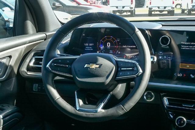 2025 Chevrolet Traverse Vehicle Photo in VENTURA, CA 93003-8585