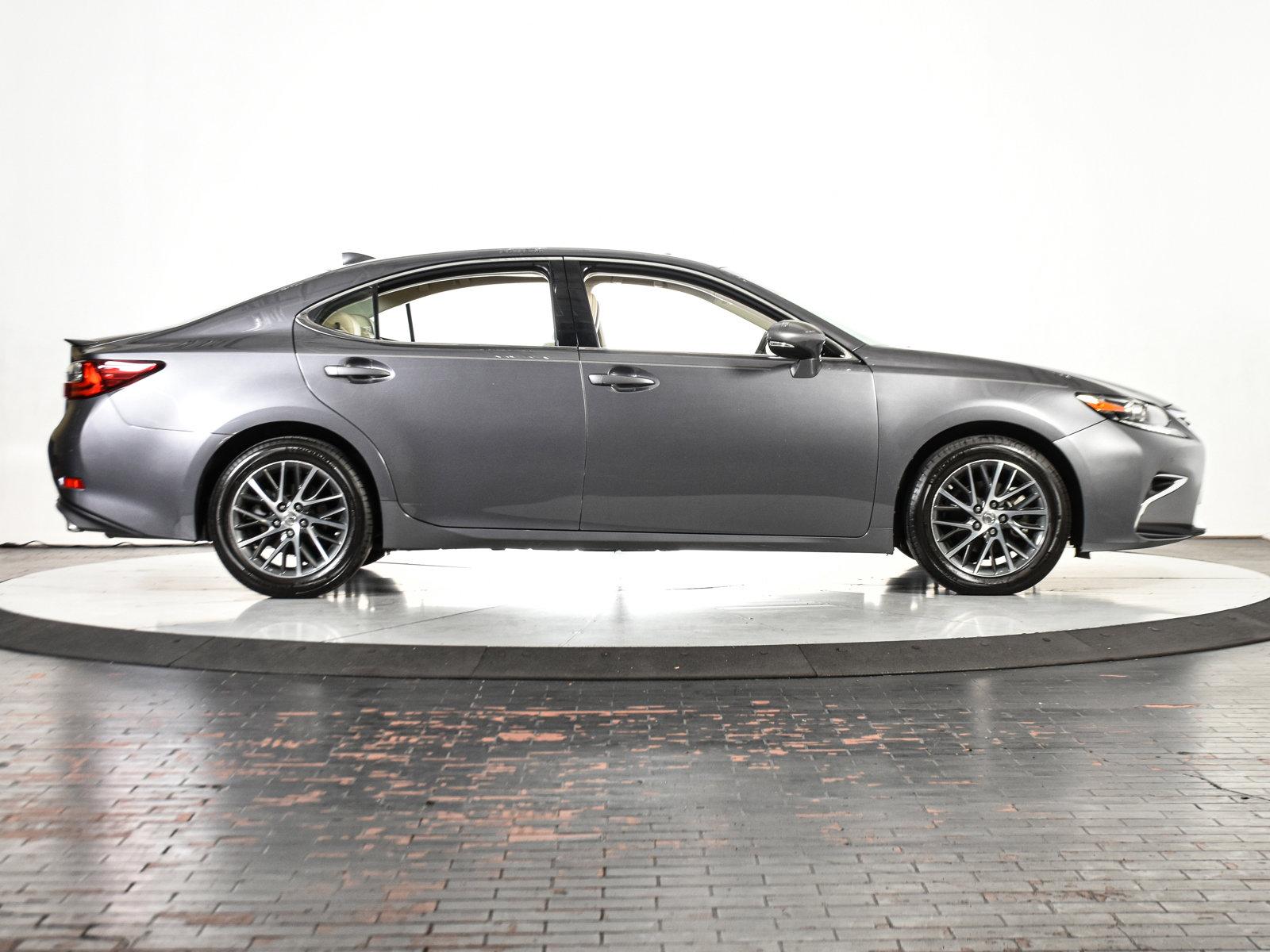 2016 Lexus ES 350 Vehicle Photo in DALLAS, TX 75235