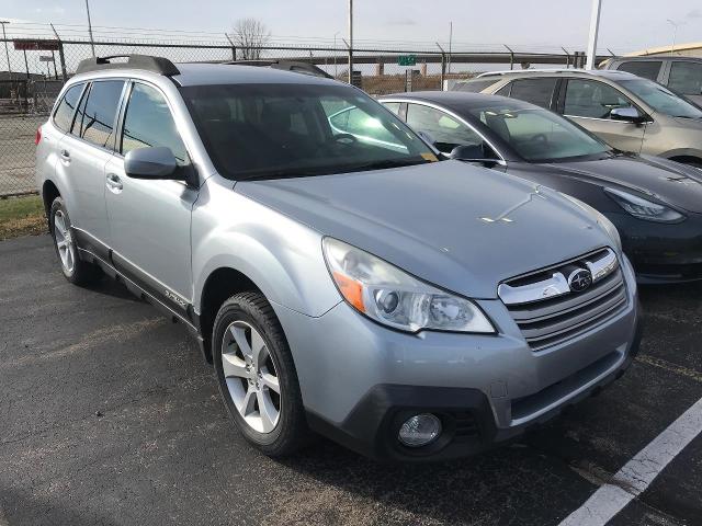 2013 Subaru Outback Vehicle Photo in GREEN BAY, WI 54303-3330