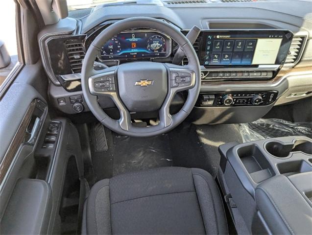 2025 Chevrolet Silverado 3500 HD Vehicle Photo in ENGLEWOOD, CO 80113-6708