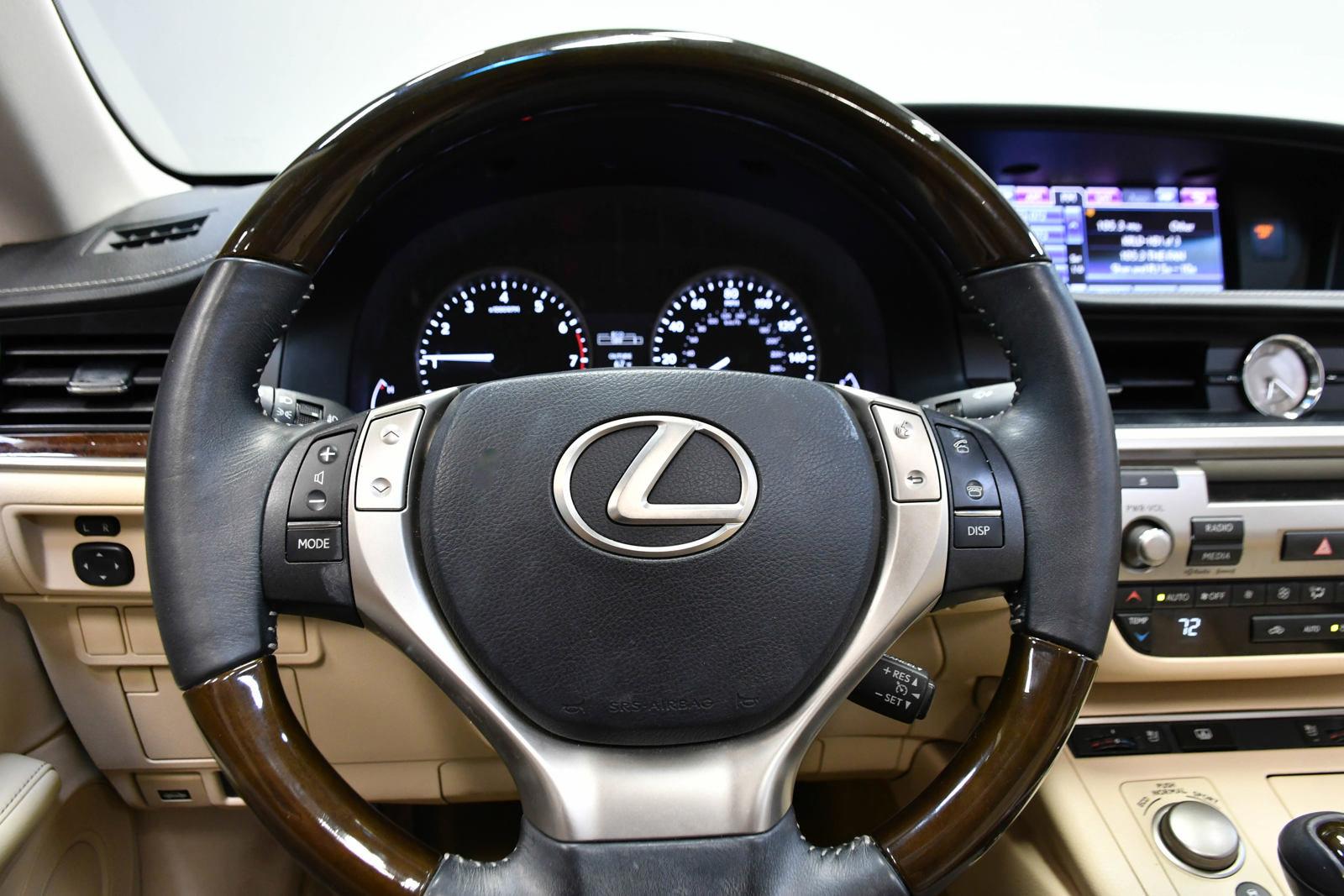 2014 Lexus ES 350 Vehicle Photo in DALLAS, TX 75235