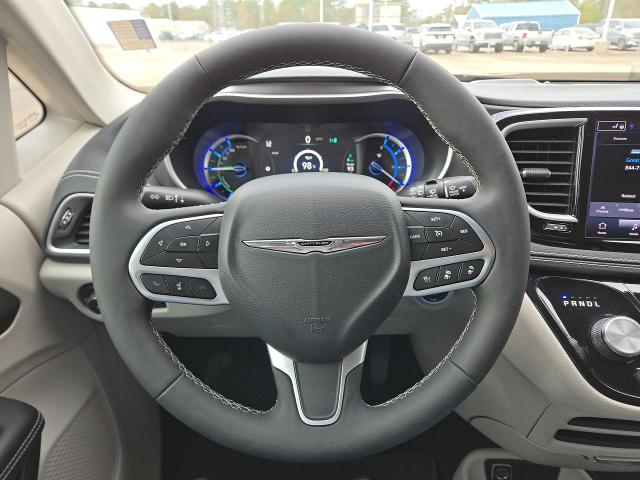 2023 Chrysler Pacifica Hybrid Vehicle Photo in CROSBY, TX 77532-9157