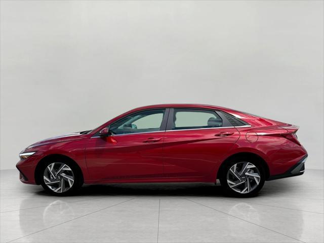 2025 Hyundai ELANTRA Vehicle Photo in Green Bay, WI 54304