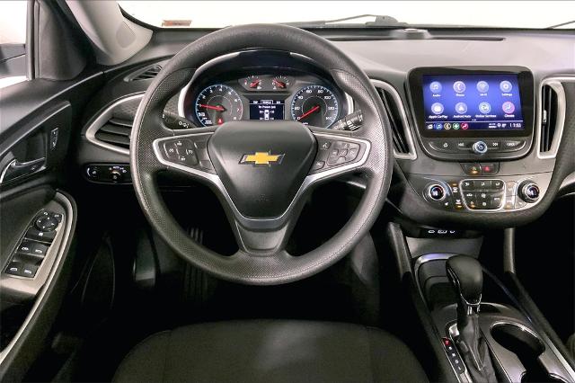 2022 Chevrolet Malibu Vehicle Photo in Lees Summit, MO 64086