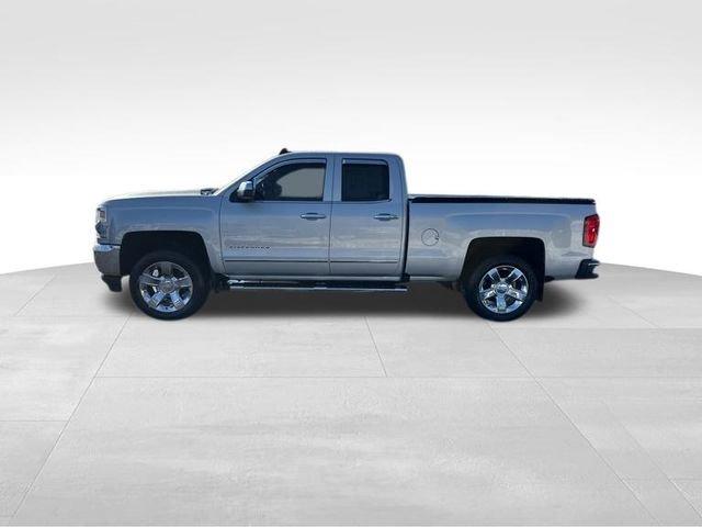 2017 Chevrolet Silverado 1500 Vehicle Photo in MEDINA, OH 44256-9631