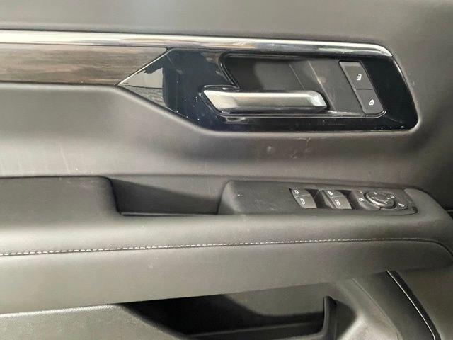 2025 Chevrolet Tahoe Vehicle Photo in PHOENIX, AZ 85014-3381