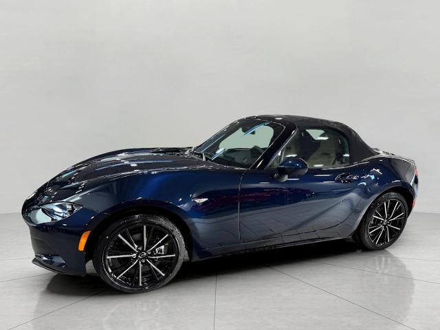 2025 Mazda MX-5 Miata Vehicle Photo in Green Bay, WI 54304