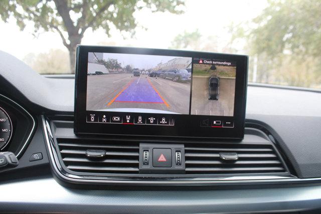 2024 Audi Q5 Vehicle Photo in HOUSTON, TX 77090