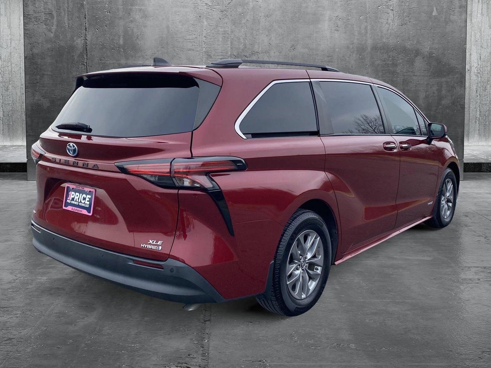 2021 Toyota Sienna Vehicle Photo in Cockeysville, MD 21030-2508