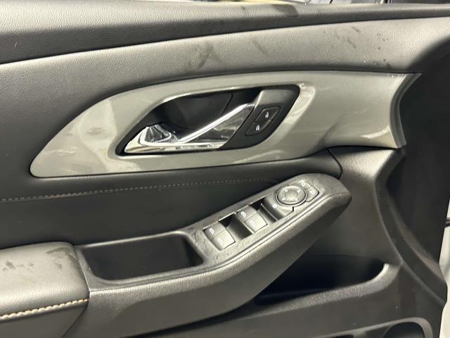 2021 Chevrolet Traverse Vehicle Photo in Roslyn, NY 11576