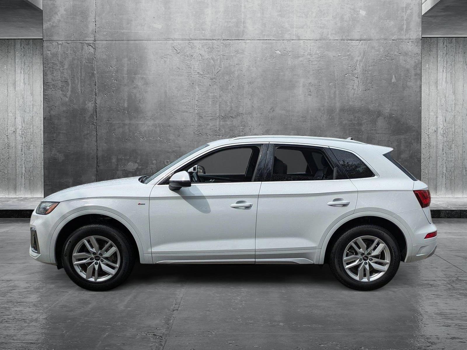 2022 Audi Q5 Vehicle Photo in Tampa, FL 33614