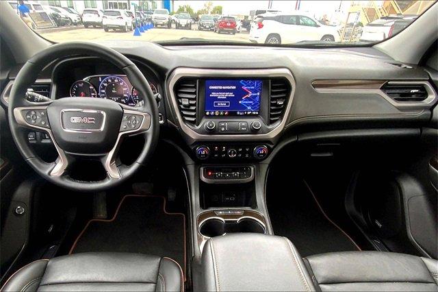 2023 GMC Acadia Vehicle Photo in TOPEKA, KS 66609-0000