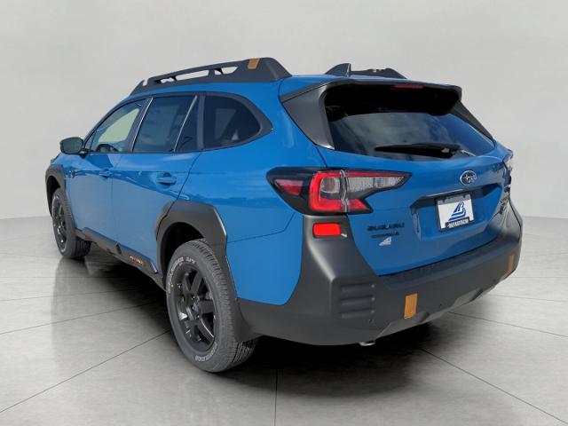 2025 Subaru Outback Vehicle Photo in Green Bay, WI 54304