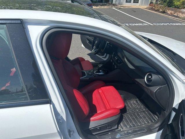 2022 Alfa Romeo Giulia Vehicle Photo in Willow Grove, PA 19090