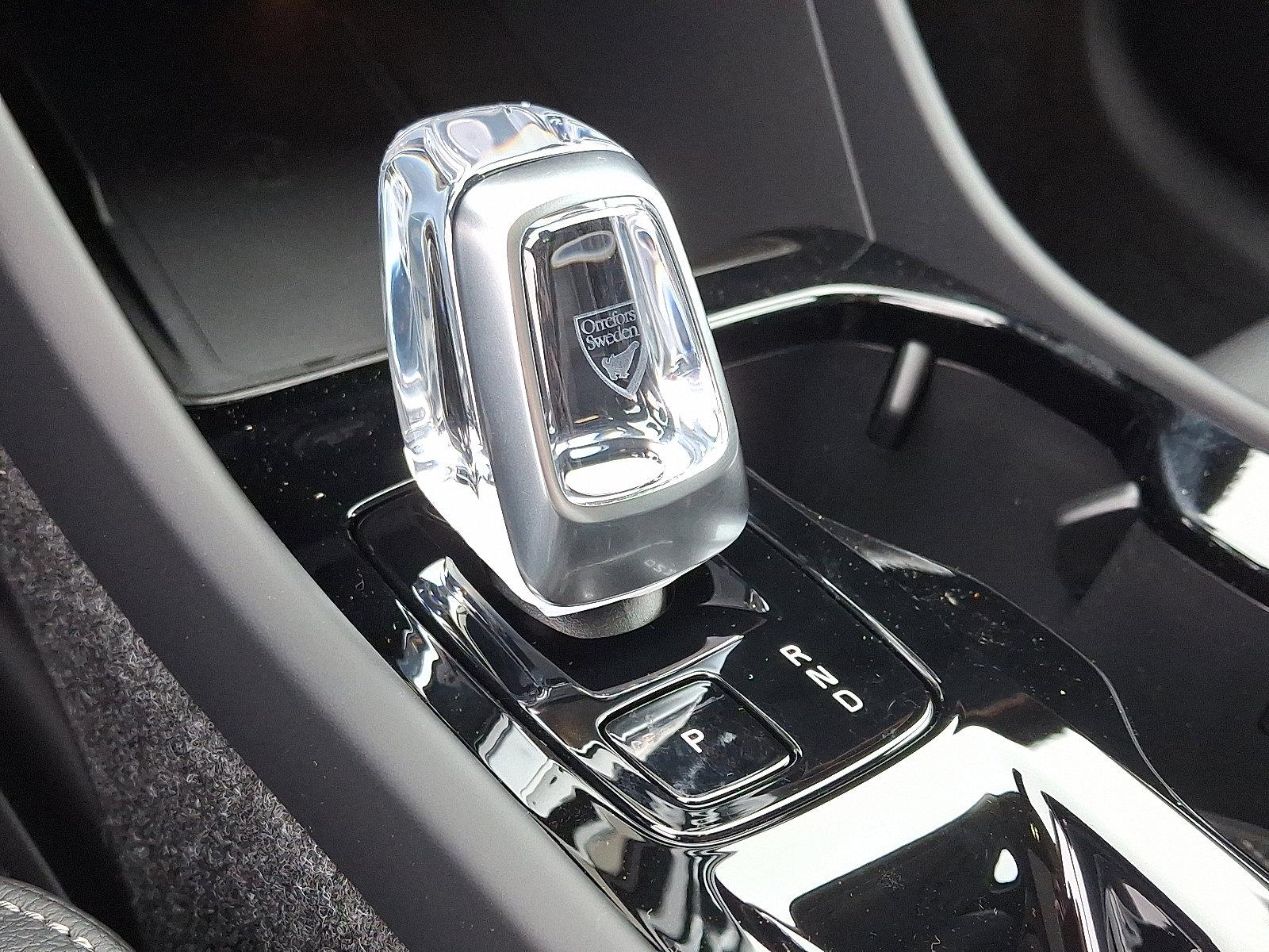 2025 Volvo XC40 Vehicle Photo in Trevose, PA 19053
