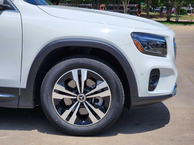 2025 Mercedes-Benz GLB Vehicle Photo in HOUSTON, TX 77079