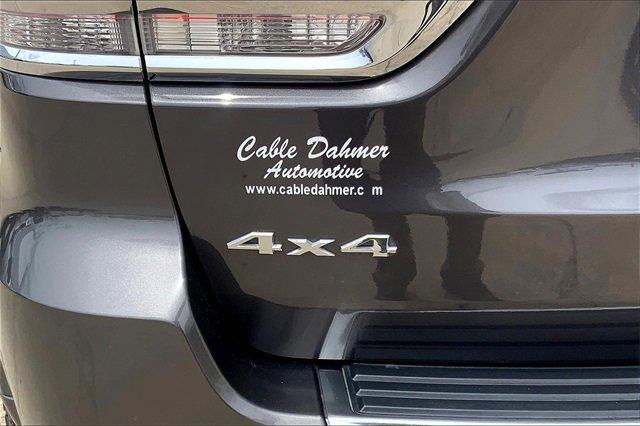 2019 Jeep Grand Cherokee Vehicle Photo in TOPEKA, KS 66609-0000