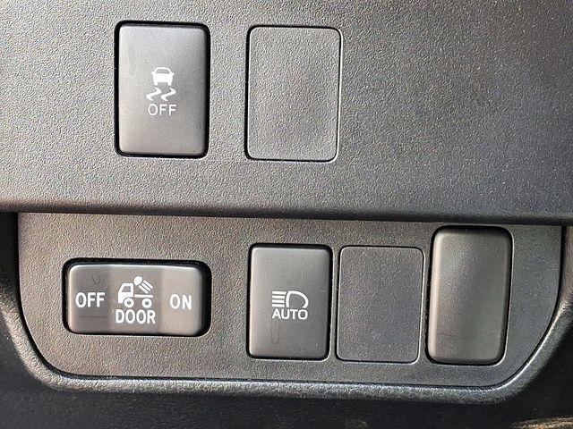 2021 Toyota Tacoma Vehicle Photo in DANBURY, CT 06810-5034
