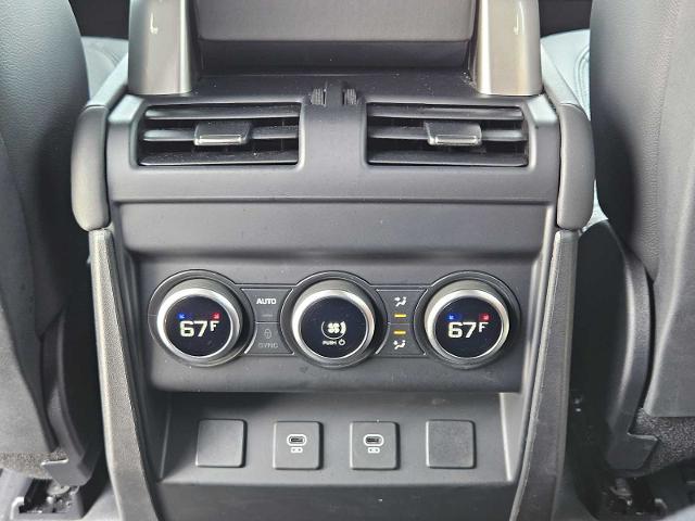 2024 Defender Vehicle Photo in AUSTIN, TX 78717