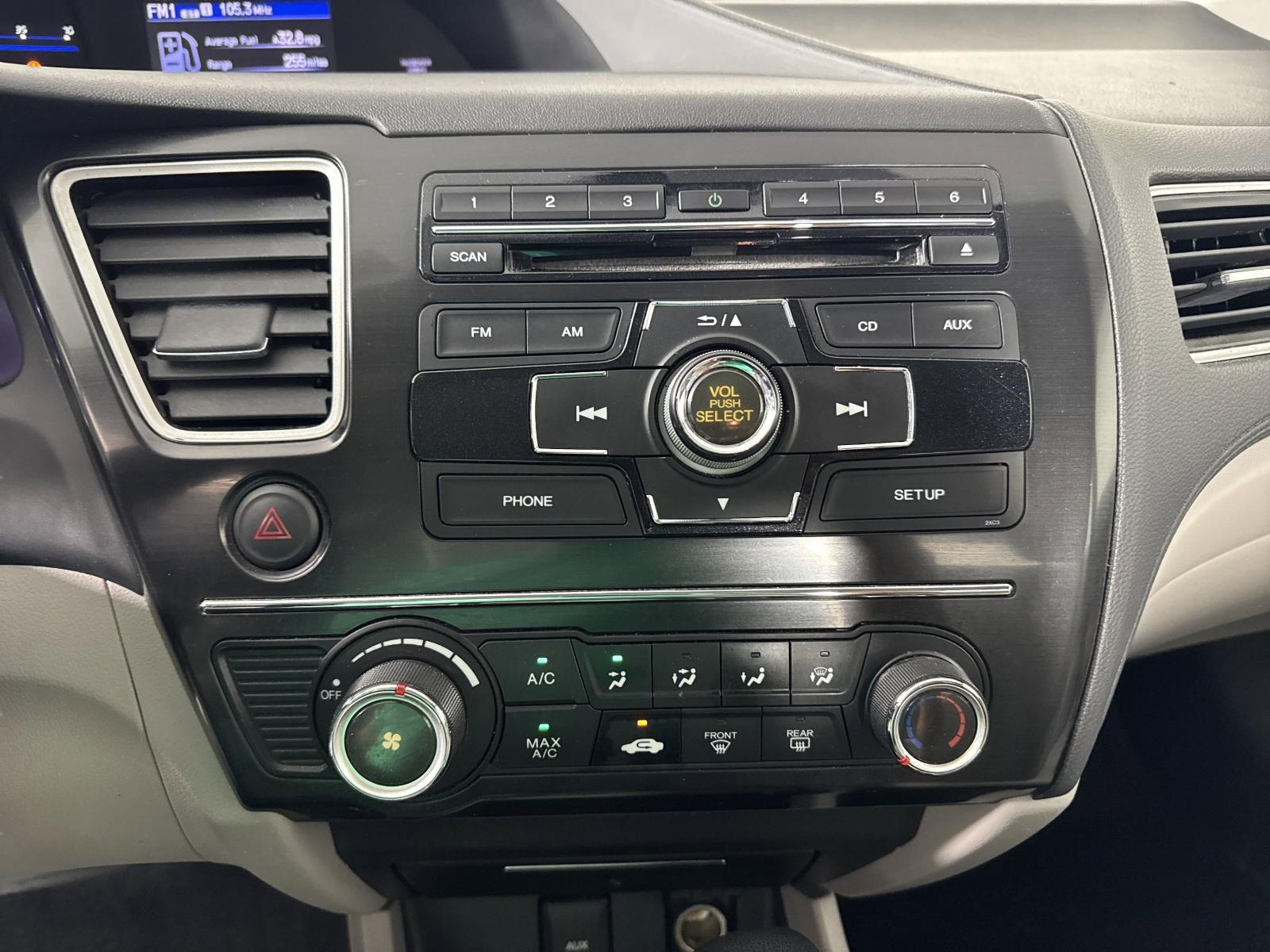 2013 Honda Civic Sdn Vehicle Photo in GEORGETOWN, TX 78626-7508