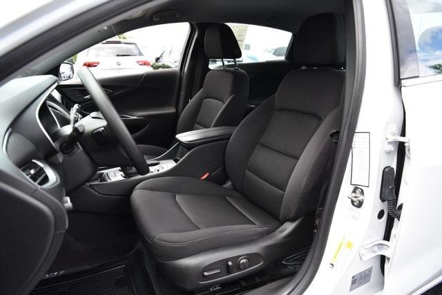 2023 Chevrolet Malibu Vehicle Photo in Ballwin, MO 63011