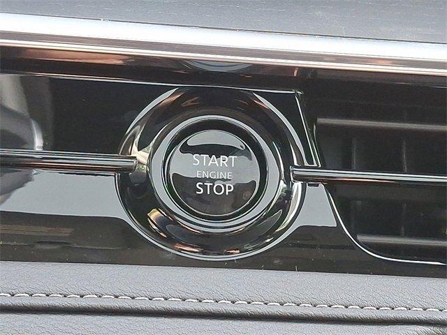 2025 INFINITI QX80 Vehicle Photo in Willow Grove, PA 19090