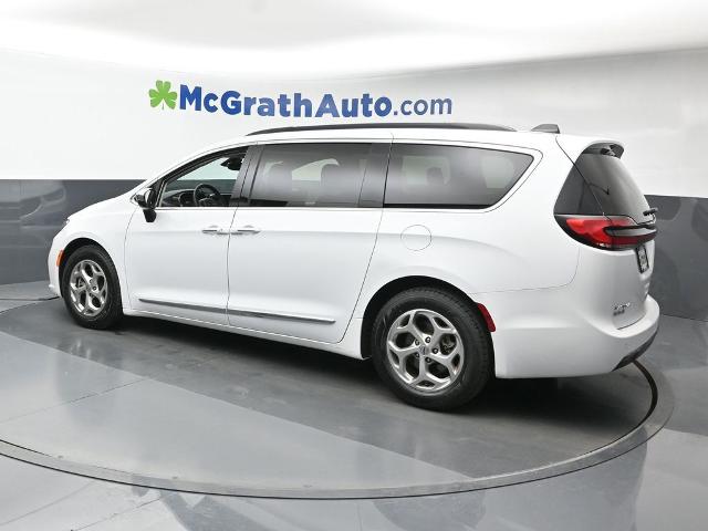 2023 Chrysler Pacifica Vehicle Photo in Cedar Rapids, IA 52402