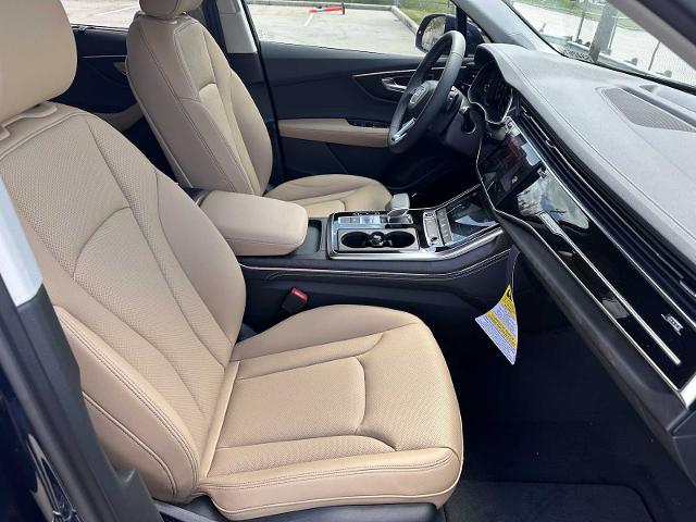 2025 Audi Q7 Vehicle Photo in HOUSTON, TX 77090