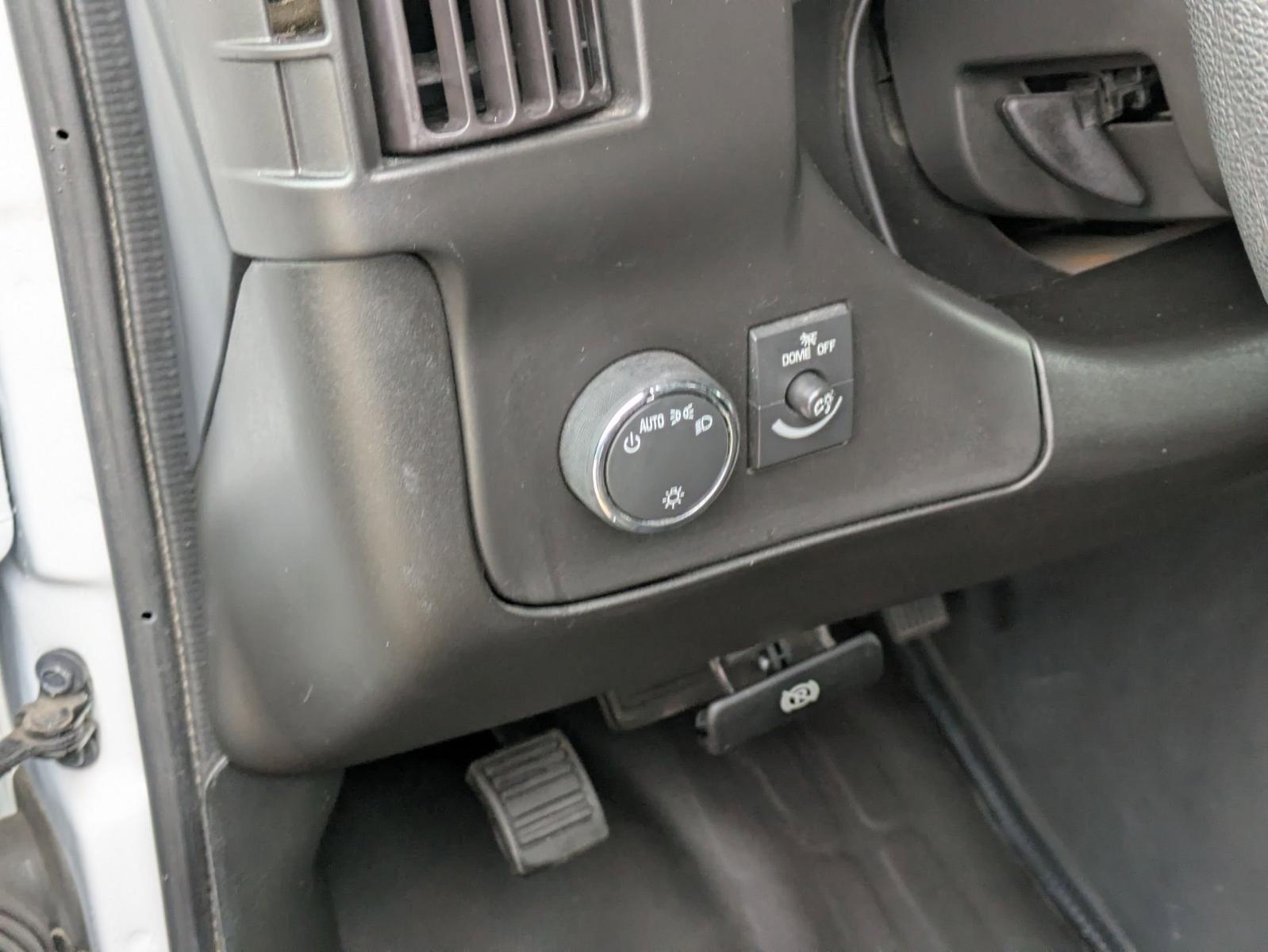 2023 Chevrolet Express Cargo 2500 Vehicle Photo in SELMA, TX 78154-1460