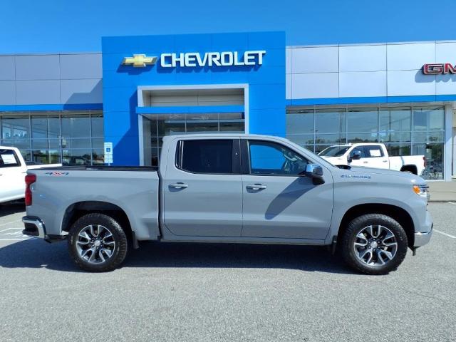 2024 Chevrolet Silverado 1500 Vehicle Photo in EMPORIA, VA 23847-1235