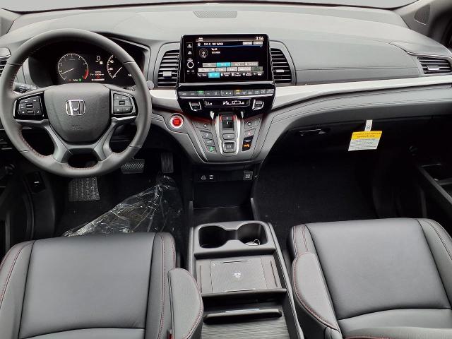 2025 Honda Odyssey Vehicle Photo in Oshkosh, WI 54904
